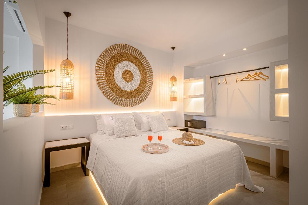 Thealos Santorini Apartment